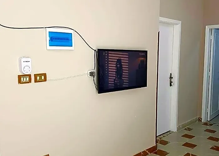 Hostel Sweet - للأجانب فقط *